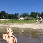 בית נופש Urlaub Am Bahnhof אנאברג