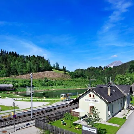 Urlaub Am Bahnhof * Annaberg